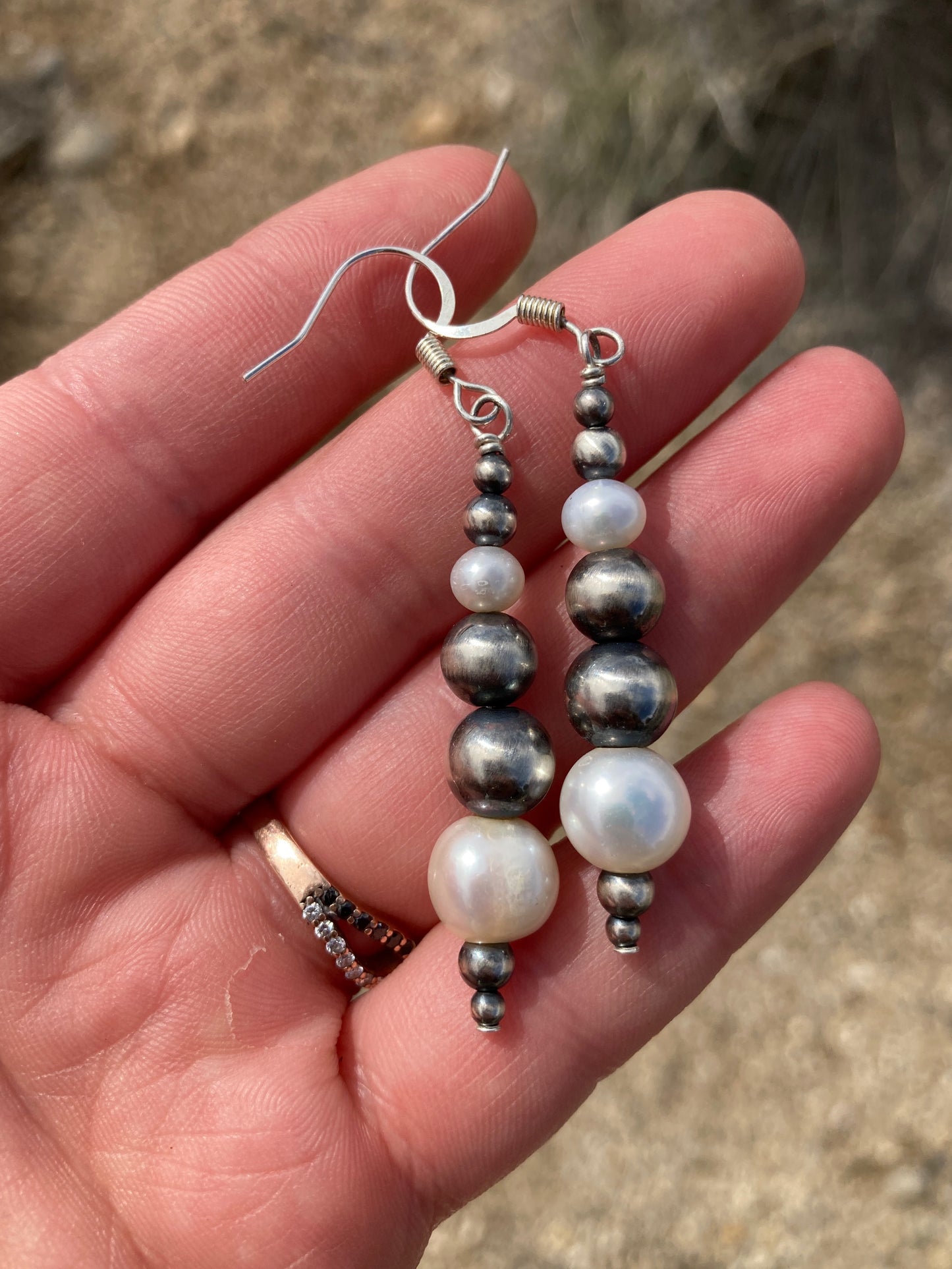 Pearl Gradient Drop Earrings