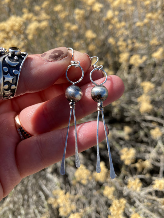 Navajo Pearly Point Earrings